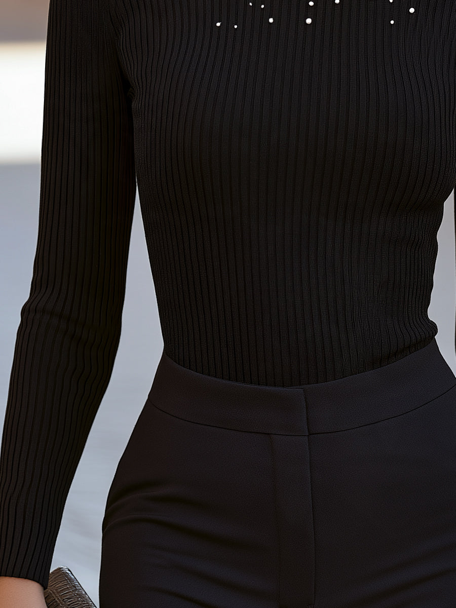 Maglione nero Zafren a collo alto con perle