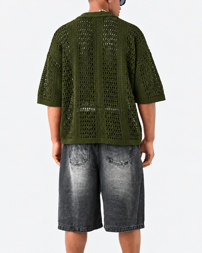 Polo de malha aberta com padrão entrelaçado