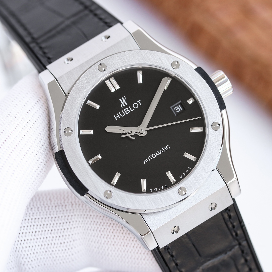 НВ Classic Fusion Watch