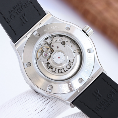 НВ Classic Fusion Watch