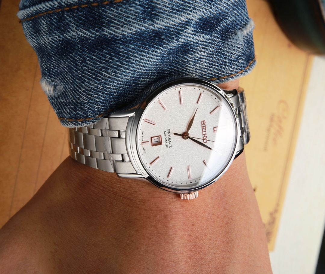 ЅК Presage Watch White