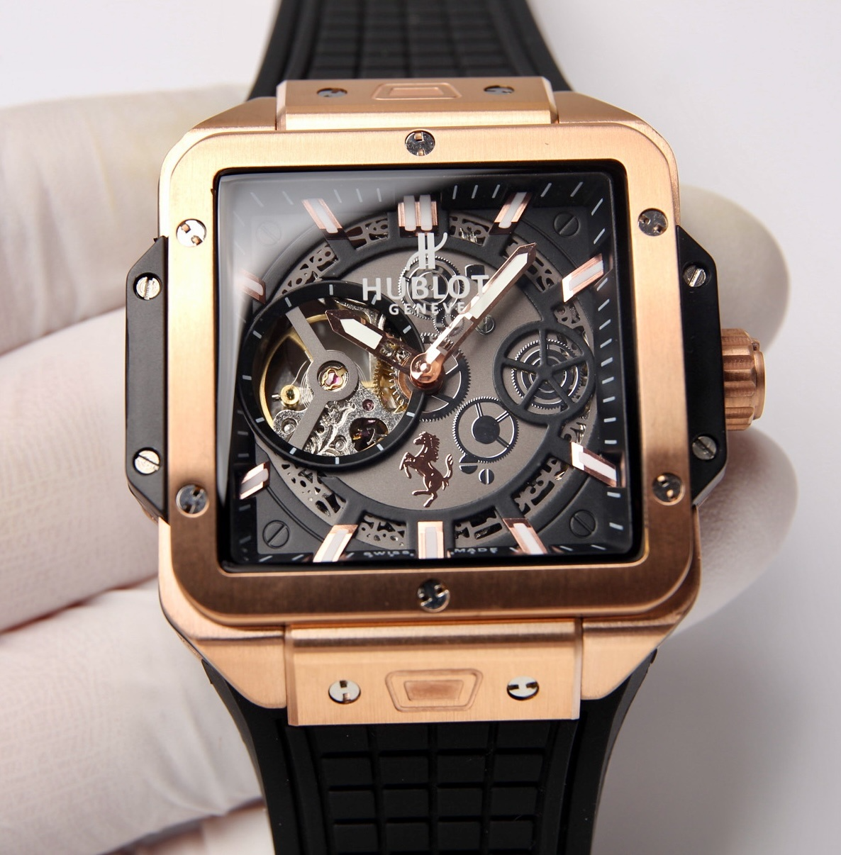НВ Square Bang Unico Watch