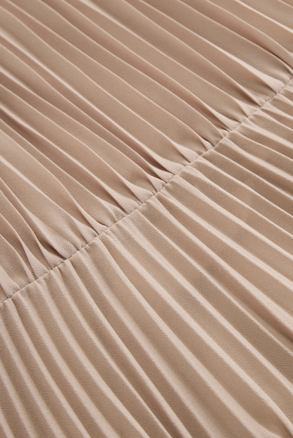 Abito lungo beige plissettato con cintura Zafren