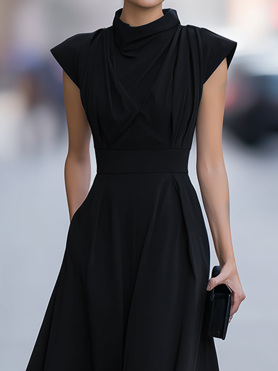 Vestido largo Zafren negro drapeado con escote tipo capucha