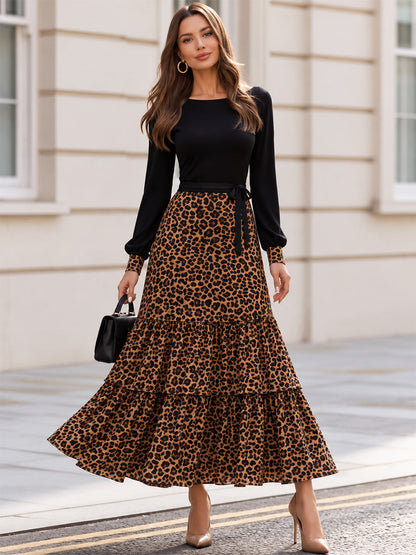 Vestido maxi preto com padrão de leopardo e saia em camadas Zafren