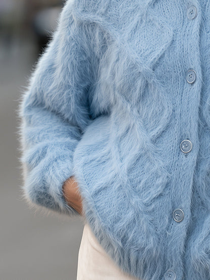 Cardigan Zafren bleu en maille torsadée duveteuse à motif losanges