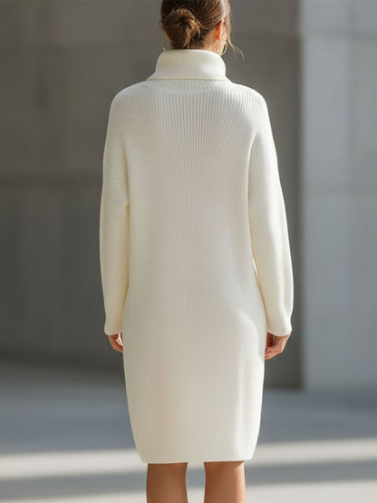 Abito maglione Zafren color crema a coste con collo alto