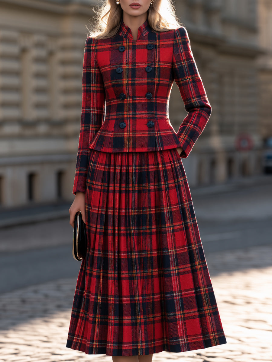 Conjunto Zafren vermelho de saia plissada com padrão tartan