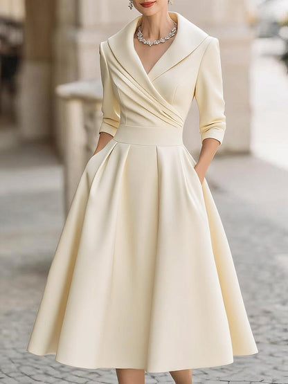 Vestido midi Zafren de satén con cuello de chal