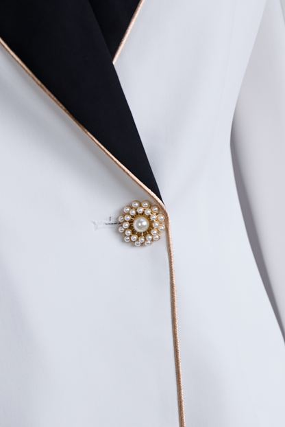 Zafren hvid asymmetrisk blazer med sort revers