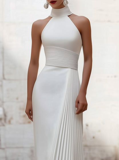 Vestido de gala blanco Zafren de satén plisado con cuello halter